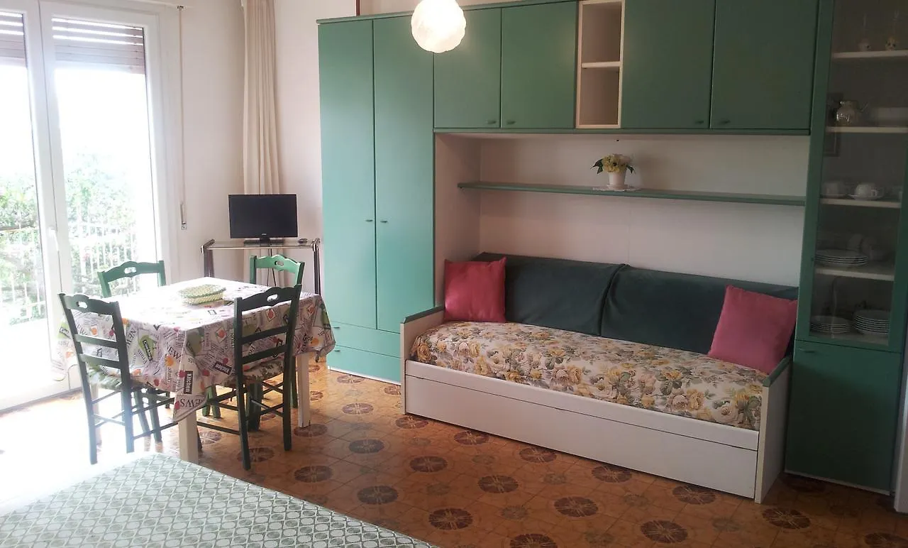 Residenza Il Poggio Διαμέρισμα San Bartolomeo Al Mare 0*,